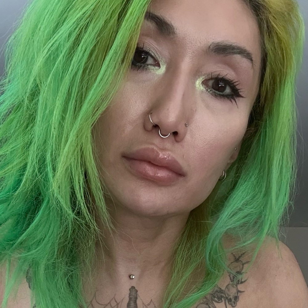 Meet your Posher, Eunice